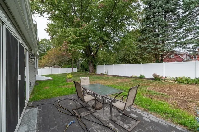 $874,900 | 60 Lakeman's Lane, Ipswich, MA 01938