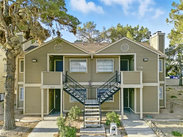 $1,000 | 4651 Amberleigh Lane, Unit D, Las Vegas, NV 89121