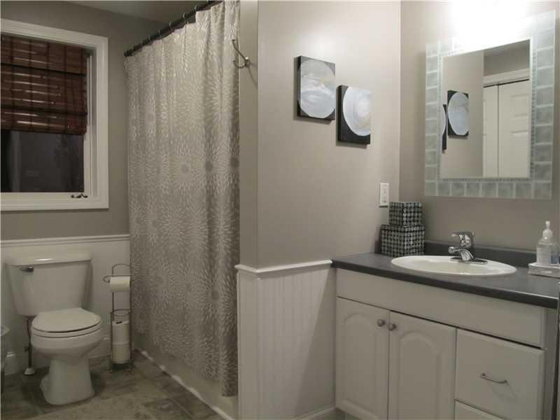 245 Cranberry Meadow Road Berwick, ME 03901 - Photo 11 of 26 Bathroom.