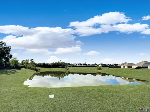 $315,000 | 13818 Malbec Avenue, Baton Rouge, LA 70817