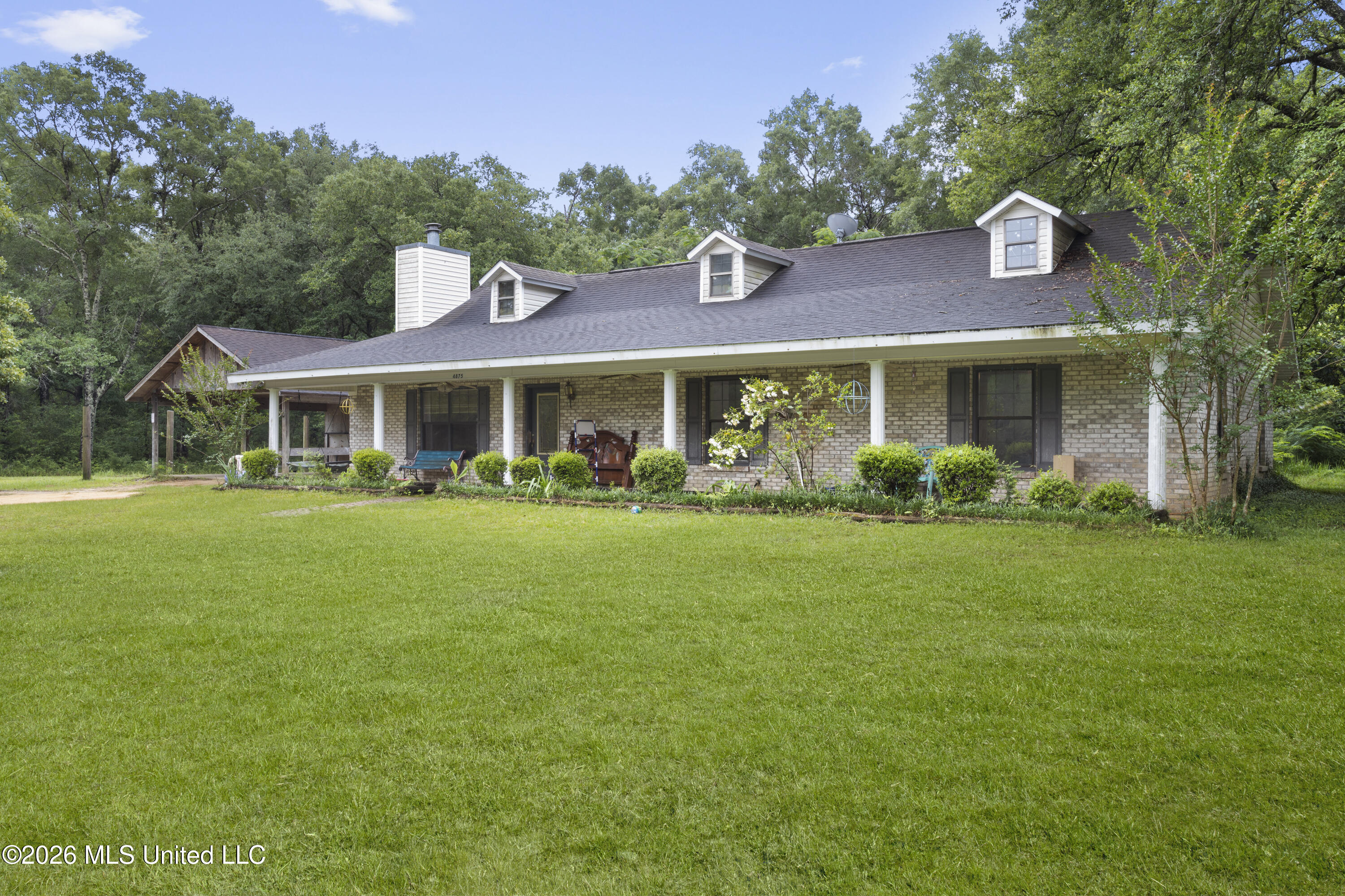 4875 Plantation Road Saucier, MS 39574 - Photo 3 of 27 00004