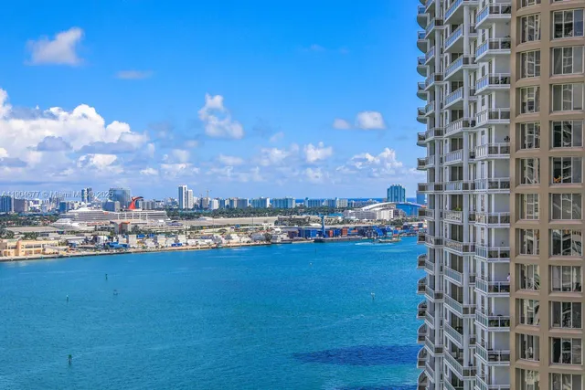 $6,950 | 465 Brickell Avenue, Unit 2001, Miami, FL 33131