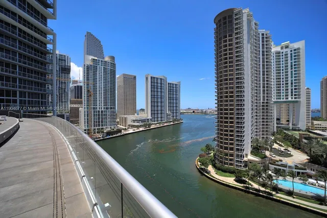 $6,950 | 465 Brickell Avenue, Unit 2001, Miami, FL 33131