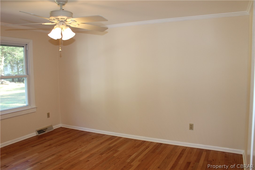 508 Oyster Point Drive Reedville, VA 22539 - Photo 13 of 49