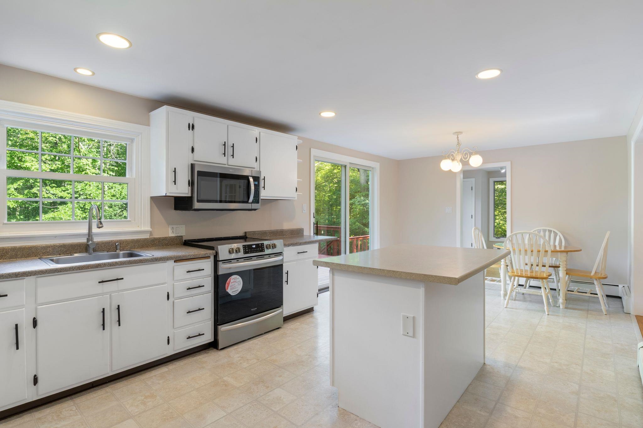 46 Woodridge Road Durham, NH 03824 - Photo 20 of 60