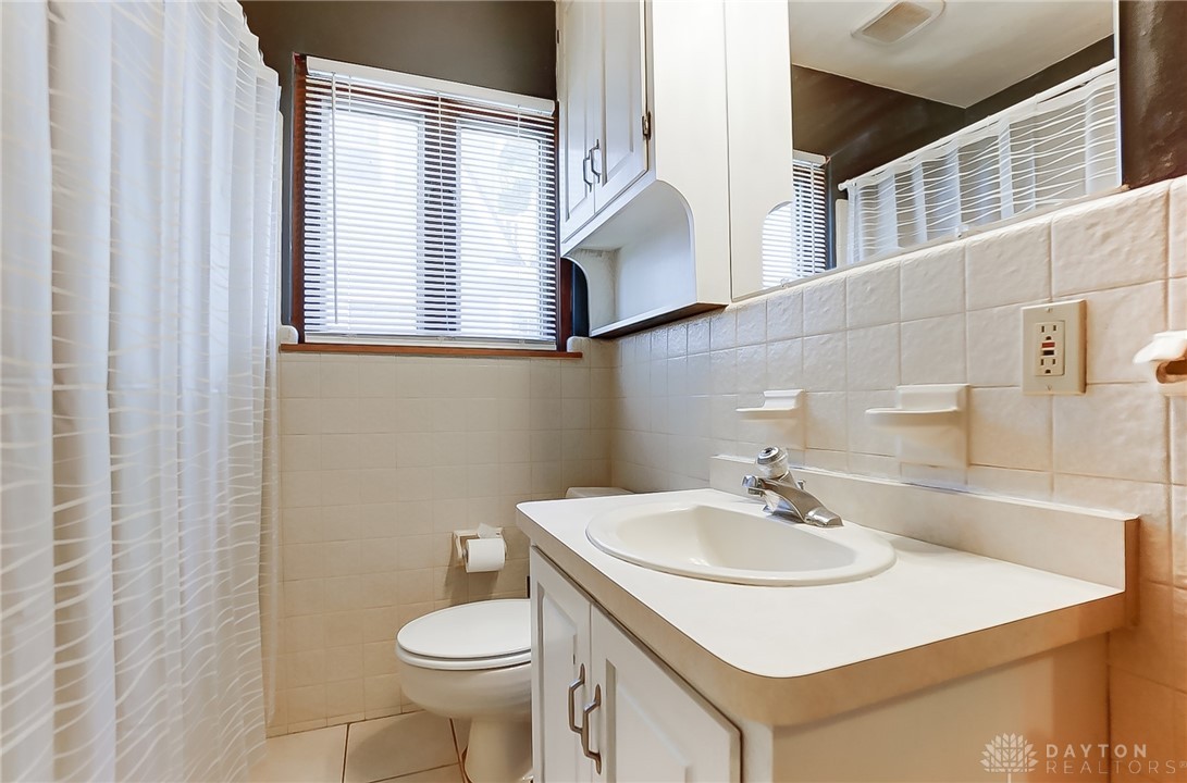 726 Devonshire Road Dayton, OH 45419 - Photo 16 of 40