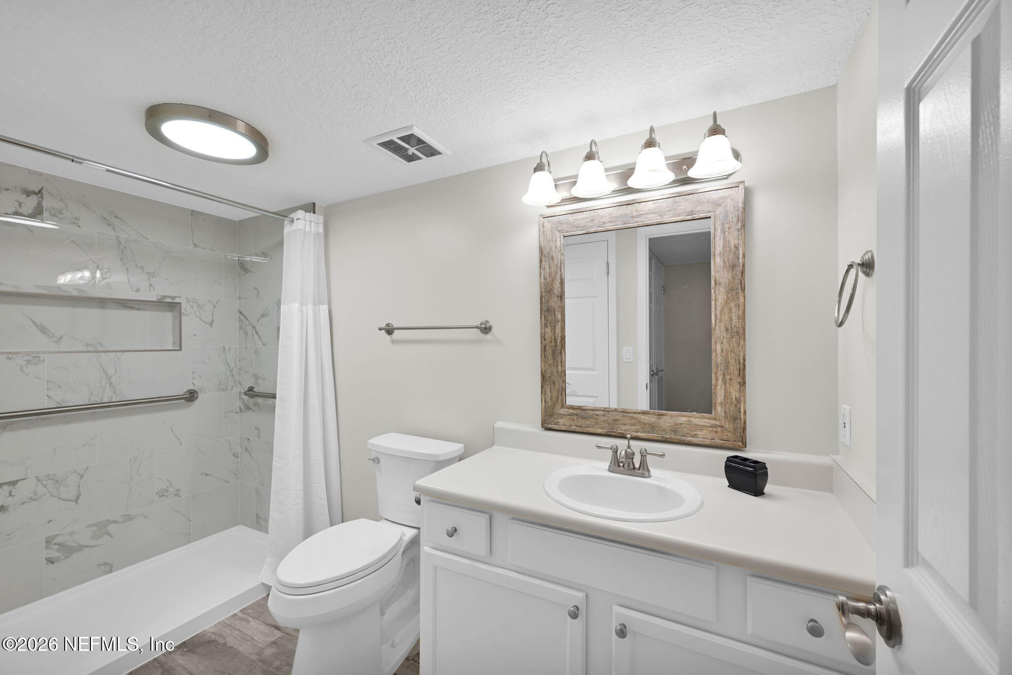 3737 Loretto Road, Unit 104 Jacksonville, FL 32223 - Photo 14 of 20 22-web-or-mls-3737 Loretto Rd__022