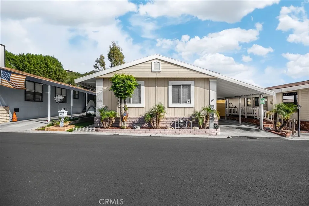 1051 Site, Unit 25 Brea, CA 92821 - Photo 2 of 34