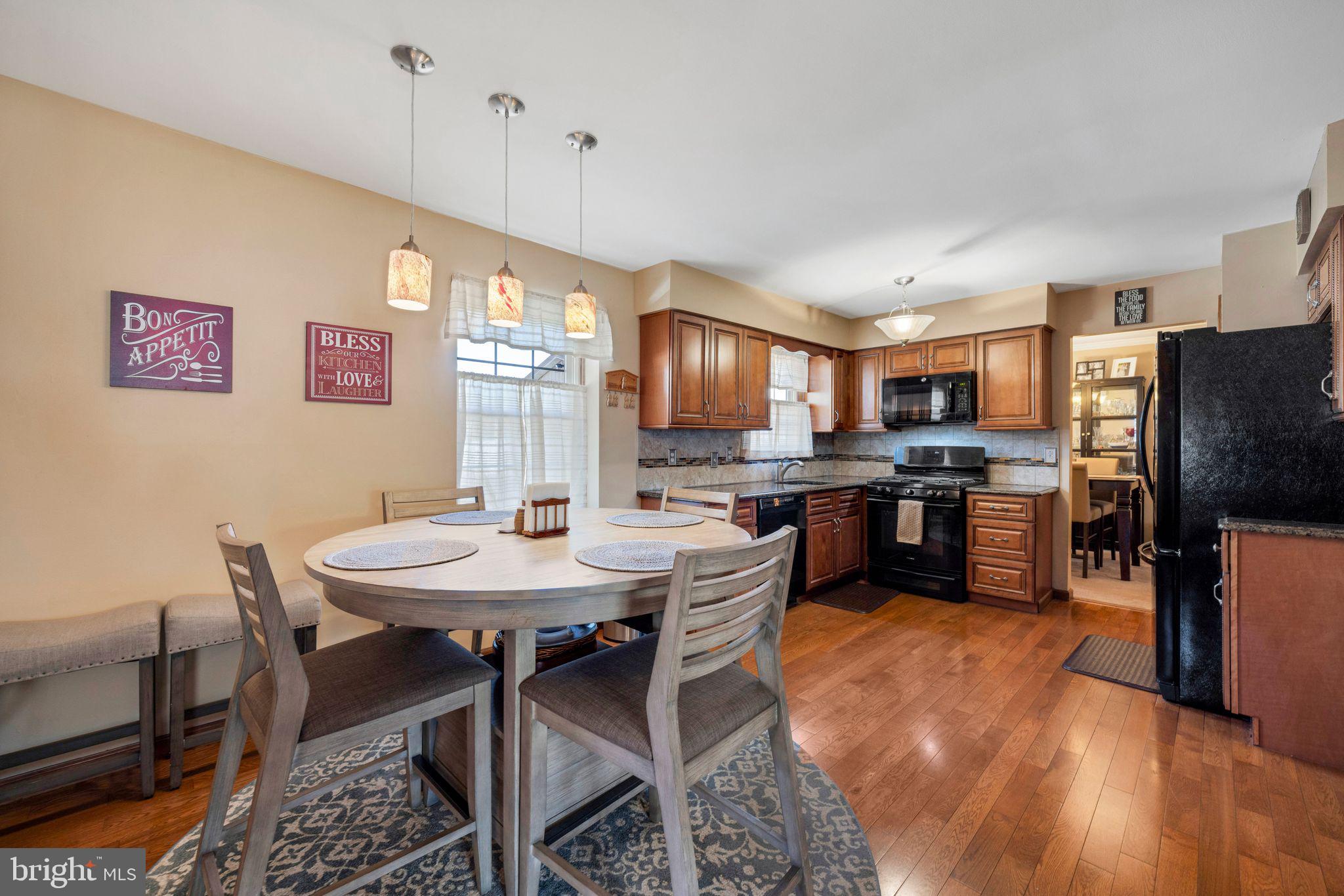 415 Doerrmann Drive Mickleton, NJ 08056 - Photo 15 of 38 a view of a dining room with furniture
