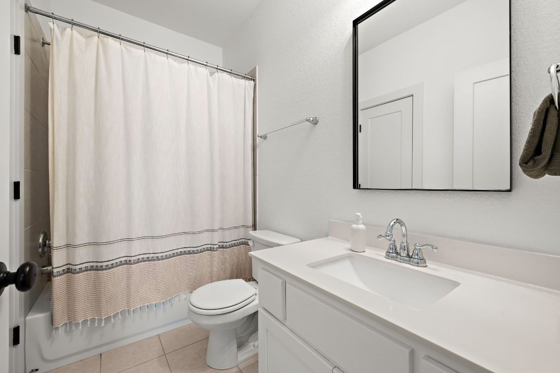 2420 Costera Street Leander, TX 78641 - Photo 29 of 40