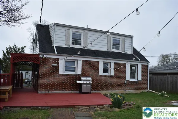 $2,300 | 538 South 23rd Street, Allentown, PA 18104