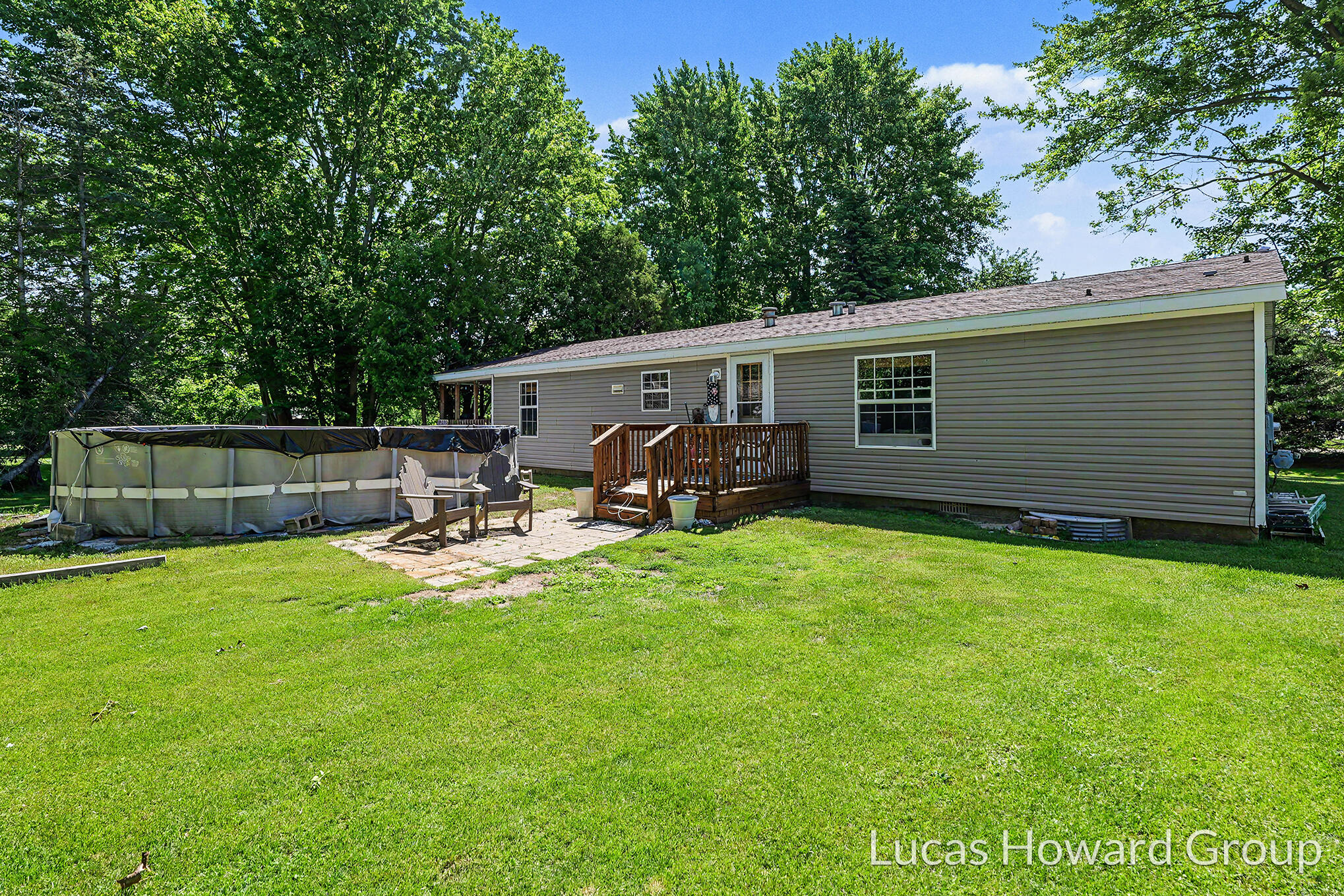 8746 South Shepherd Road Shepherd, MI 48883 - Photo 20 of 27 P1181511