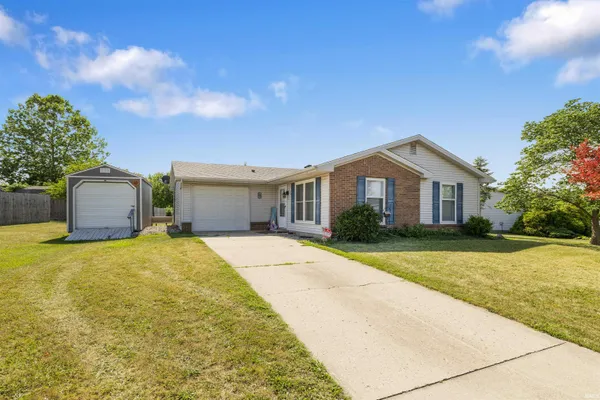 $157,900 | 704 North Francis Street, Garrett, IN 46738
