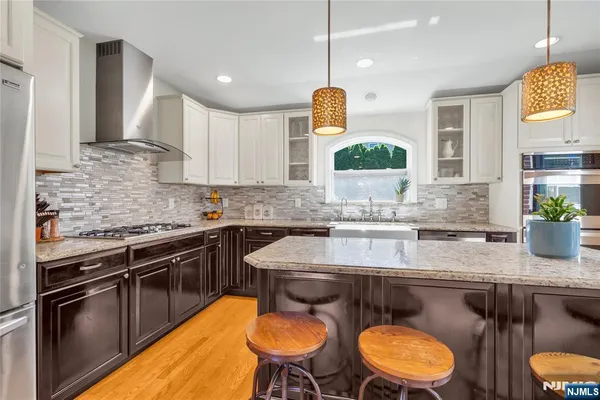 $4,500 | 519 Ryeside Avenue, New Milford, NJ 07646