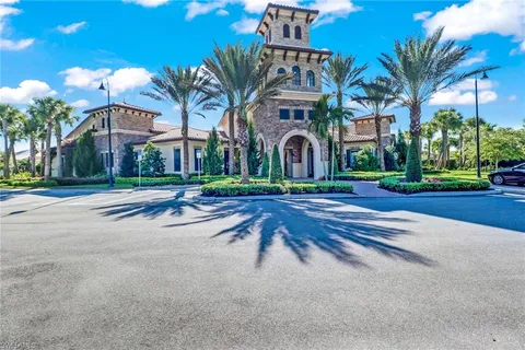 $4,000 | 9327 Glenforest Drive, Naples, FL 34120