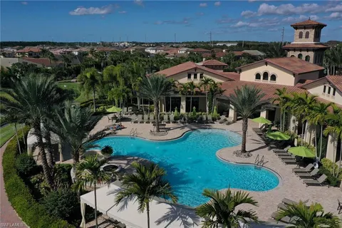 $4,000 | 9327 Glenforest Drive, Naples, FL 34120