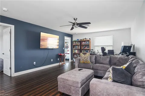 $4,000 | 9327 Glenforest Drive, Naples, FL 34120