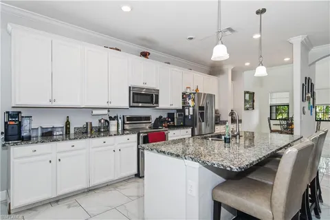 $4,000 | 9327 Glenforest Drive, Naples, FL 34120