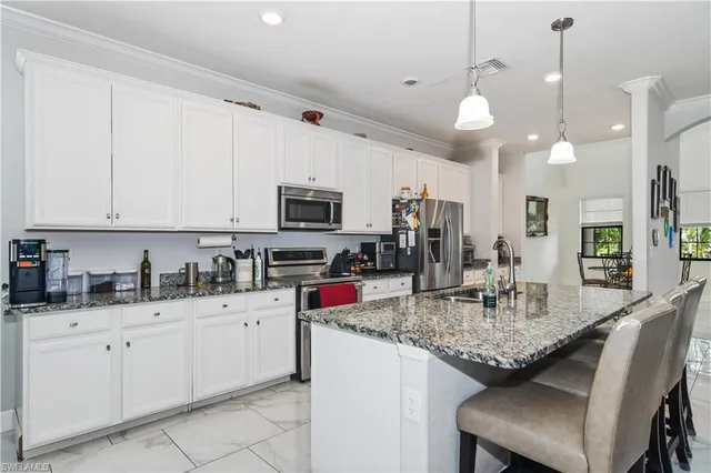 $4,000 | 9327 Glenforest Drive, Naples, FL 34120