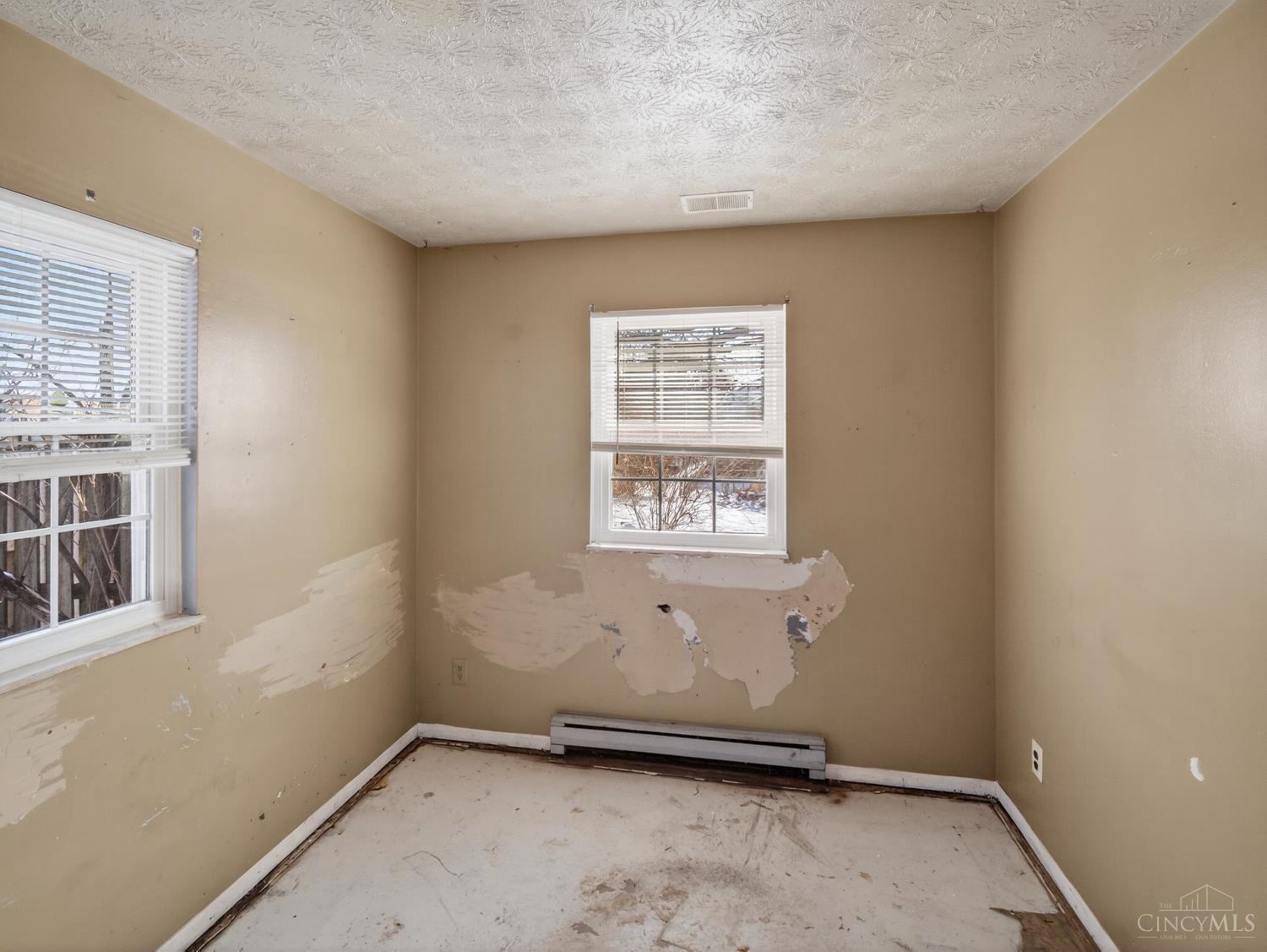 5705 Murray Road Fairfax, OH 45227 - Photo 13 of 17 Gallery Image 13
