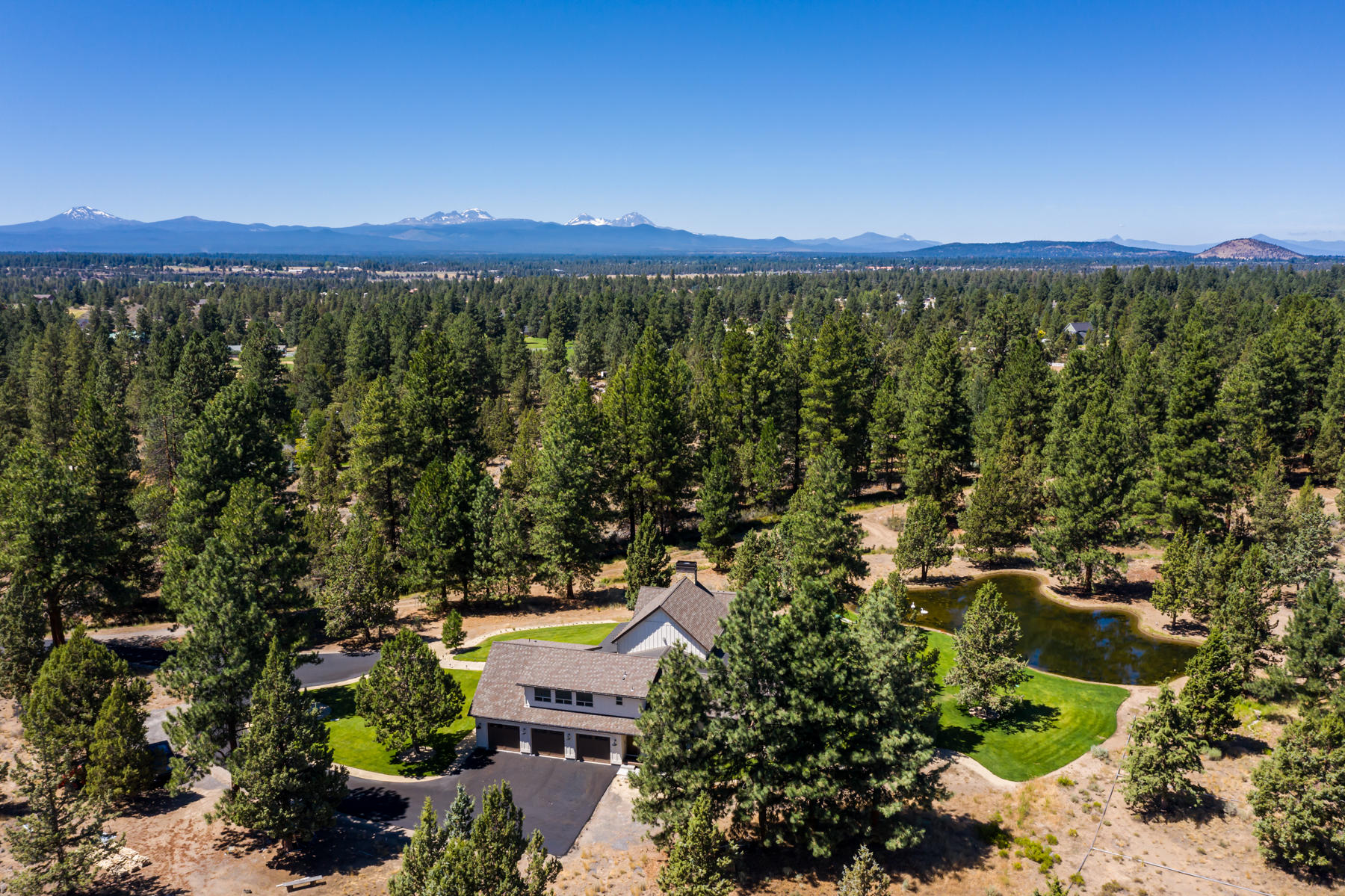 60540 Billadeau Road Bend, OR 97702 - Photo 37 of 39 38-Nestled in the Trees