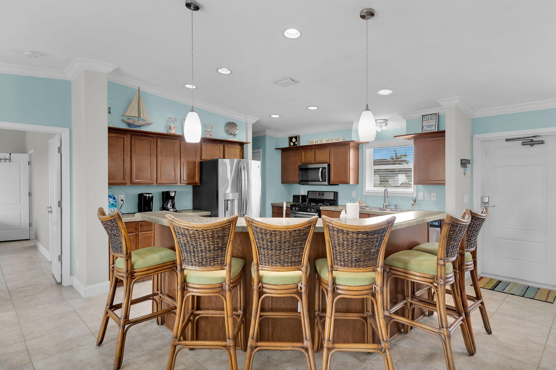 415 Sombrero Beach Road Marathon, FL 33050 - Photo 12 of 41 a view of a dining room with furniture