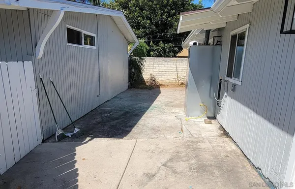 $1,170,000 | 1383 Oakdale Avenue, El Cajon, CA 92021