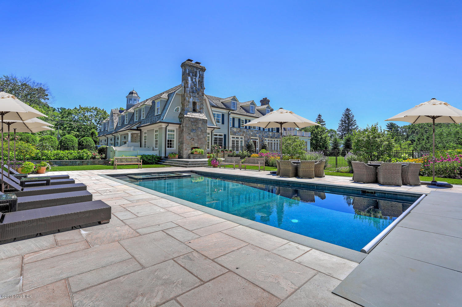 8 Dairy Road Greenwich, CT 06830 - Photo 16 of 22 8 Dairy Rd Greenwich CT 06830-large-043-