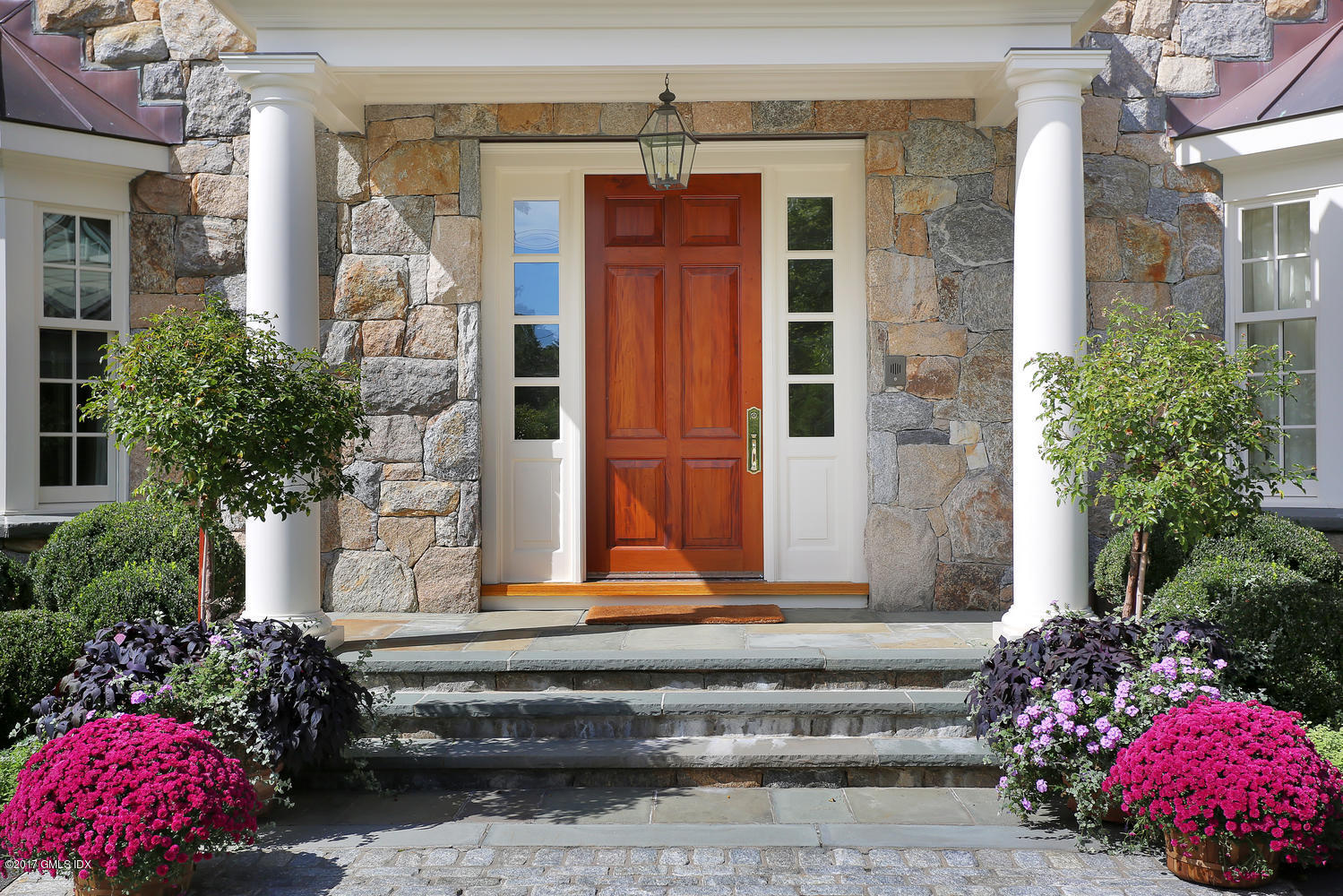 8 Dairy Road Greenwich, CT 06830 - Photo 2 of 22 8 Dairy Rd Greenwich CT 06830-large-035-