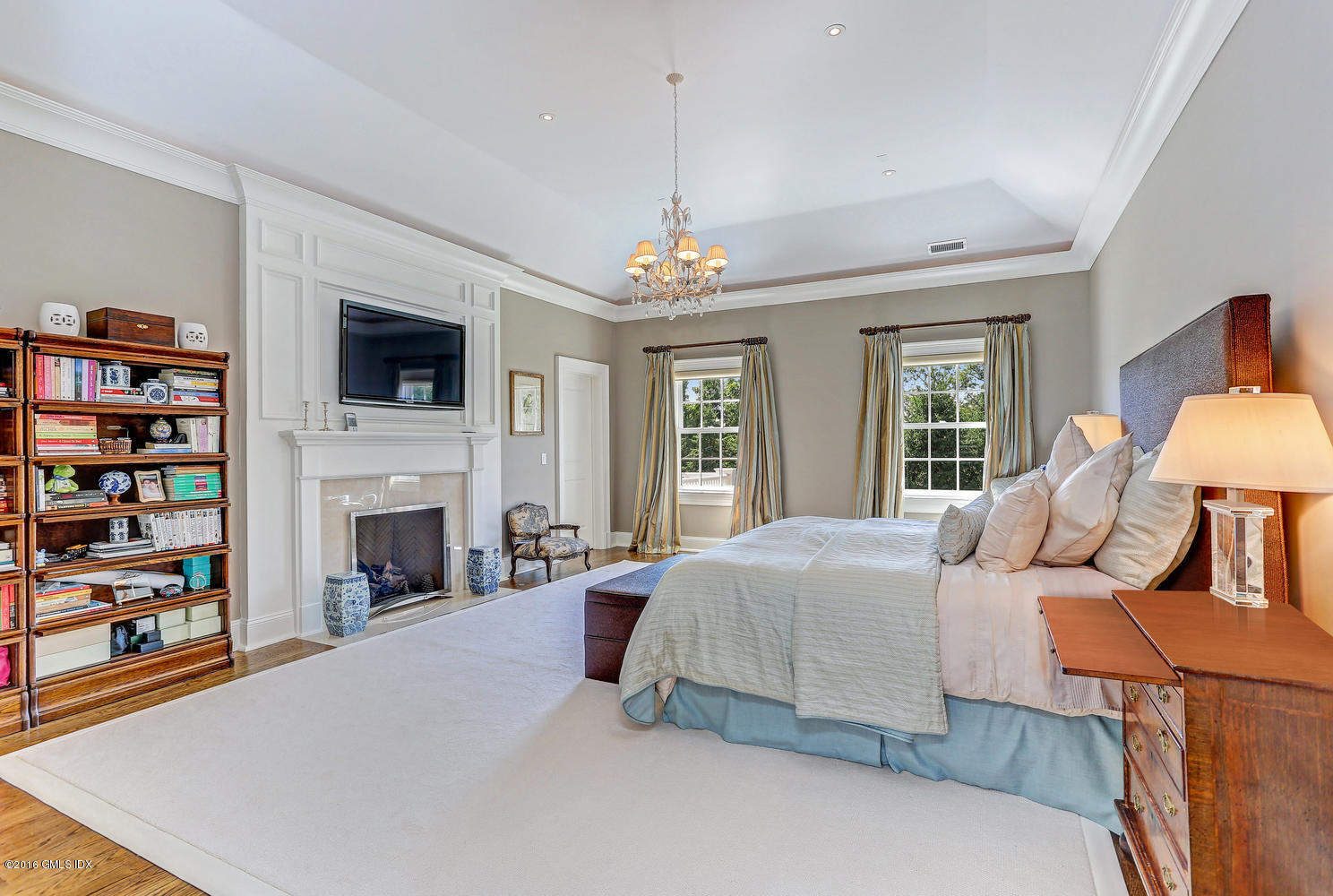 8 Dairy Road Greenwich, CT 06830 - Photo 9 of 22 8 Dairy Rd Greenwich CT 06830-large-032-