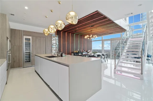 $2,599,000 | 45 Ivan Allen Jr Boulevard Northwest, Unit 2701, Atlanta, GA 30308