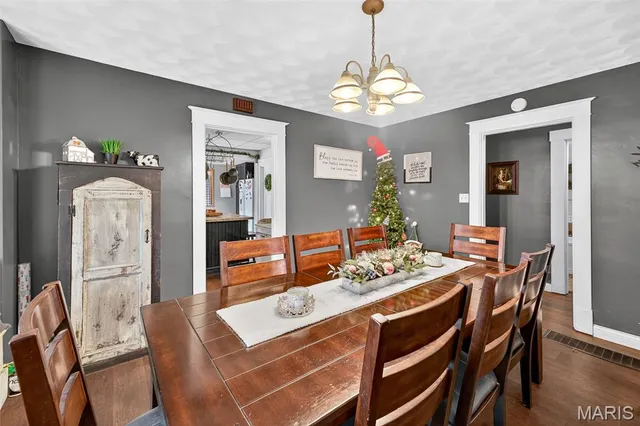 $205,000 | 381 North Center Street, Tilden, IL 62292