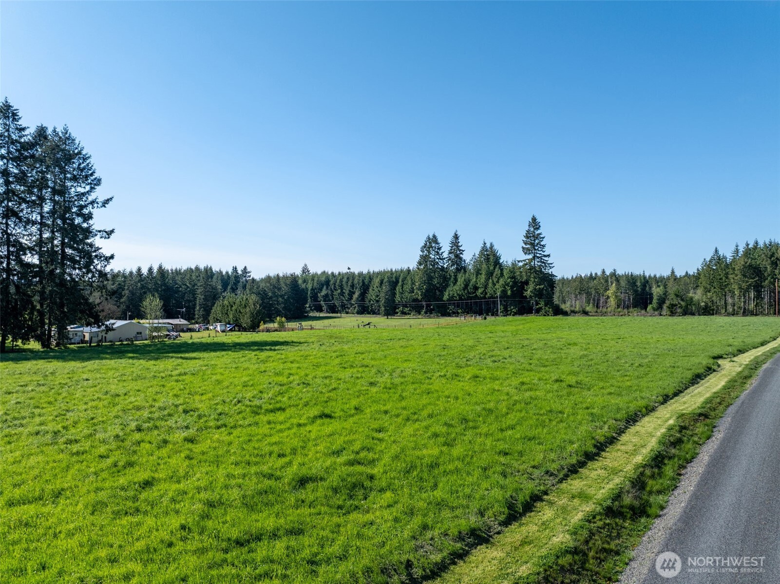 0 McGlaughlin Road, Unit 1) Winlock, WA 98596 - Photo 10 of 12 a view of a grassy field