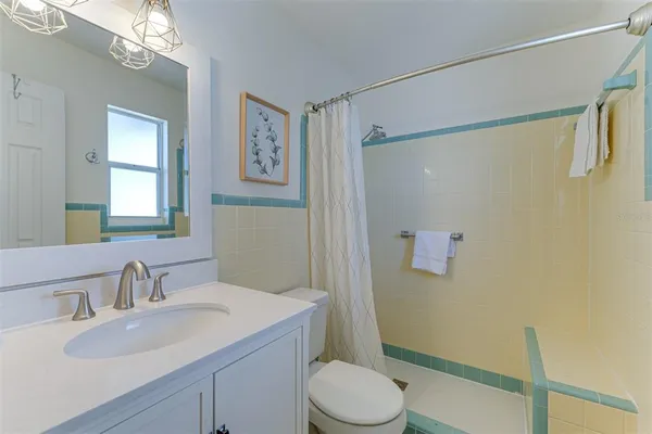 $2,650 | 2363 Milford Circle, Sarasota, FL 34239
