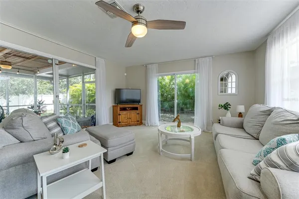 $2,650 | 2363 Milford Circle, Sarasota, FL 34239