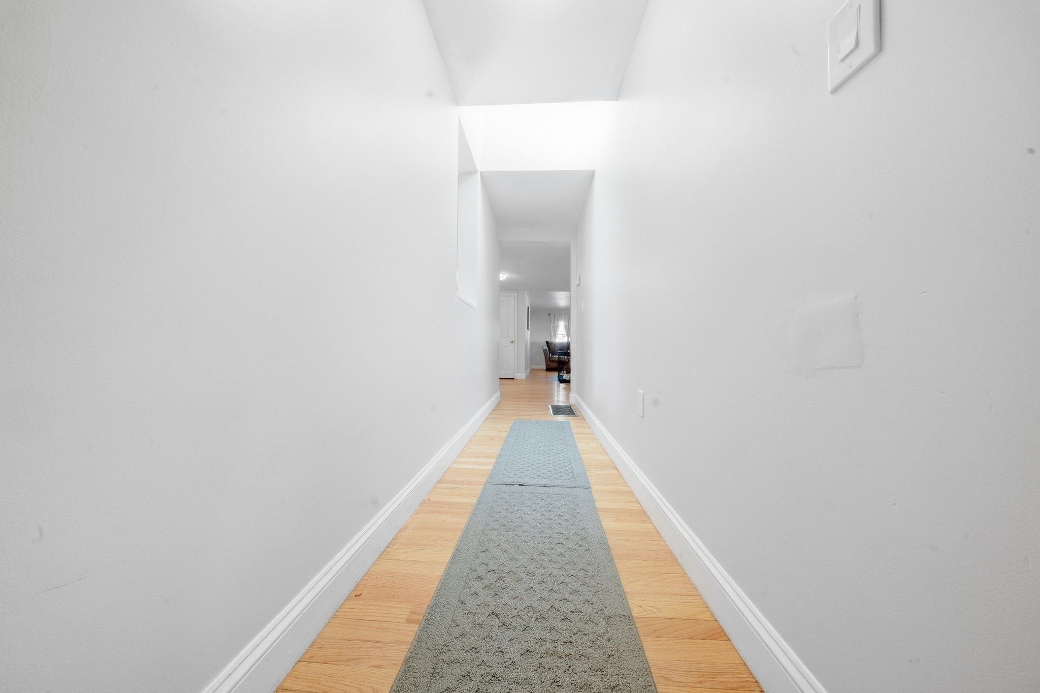 128 Howe Street Marlborough, MA 01752 - Photo 23 of 41 Gallery Image 23
