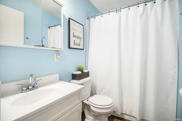 $287,000 | 11211 Idlewood Drive, Osceola, IN 46561