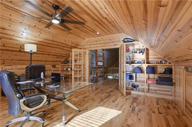 $800,000 | 55750 East 360 Road, Jay, OK 74344