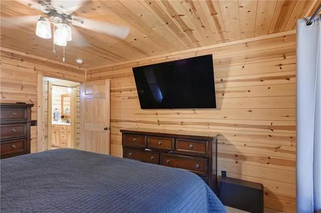 $800,000 | 55750 East 360 Road, Jay, OK 74344