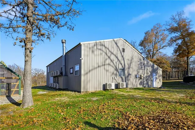 $800,000 | 55750 East 360 Road, Jay, OK 74344