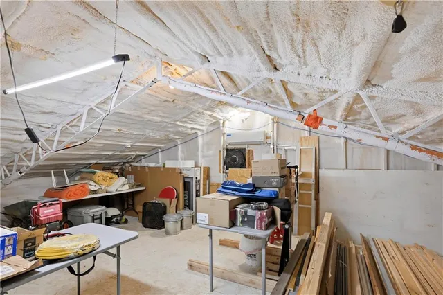 $800,000 | 55750 East 360 Road, Jay, OK 74344