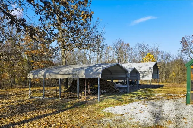 $800,000 | 55750 East 360 Road, Jay, OK 74344