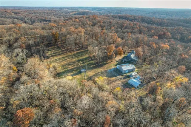 $800,000 | 55750 East 360 Road, Jay, OK 74344