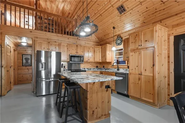 $795,000 | 55750 East 360 Road, Jay, OK 74346