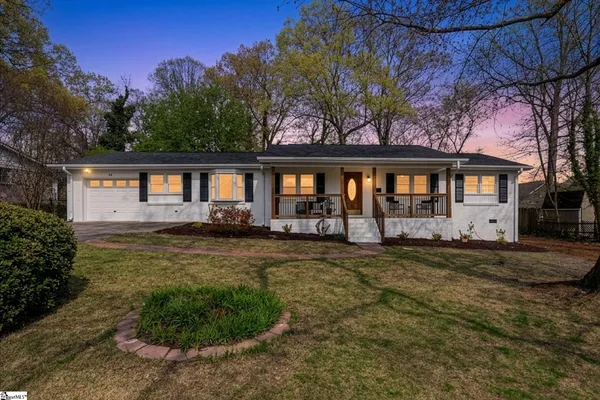 $489,500 | 13 Bedford Lane, Taylors, SC 29687