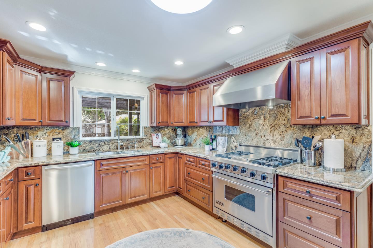 1570 Walnut Drive Campbell, CA 95008 - Photo 25 of 68