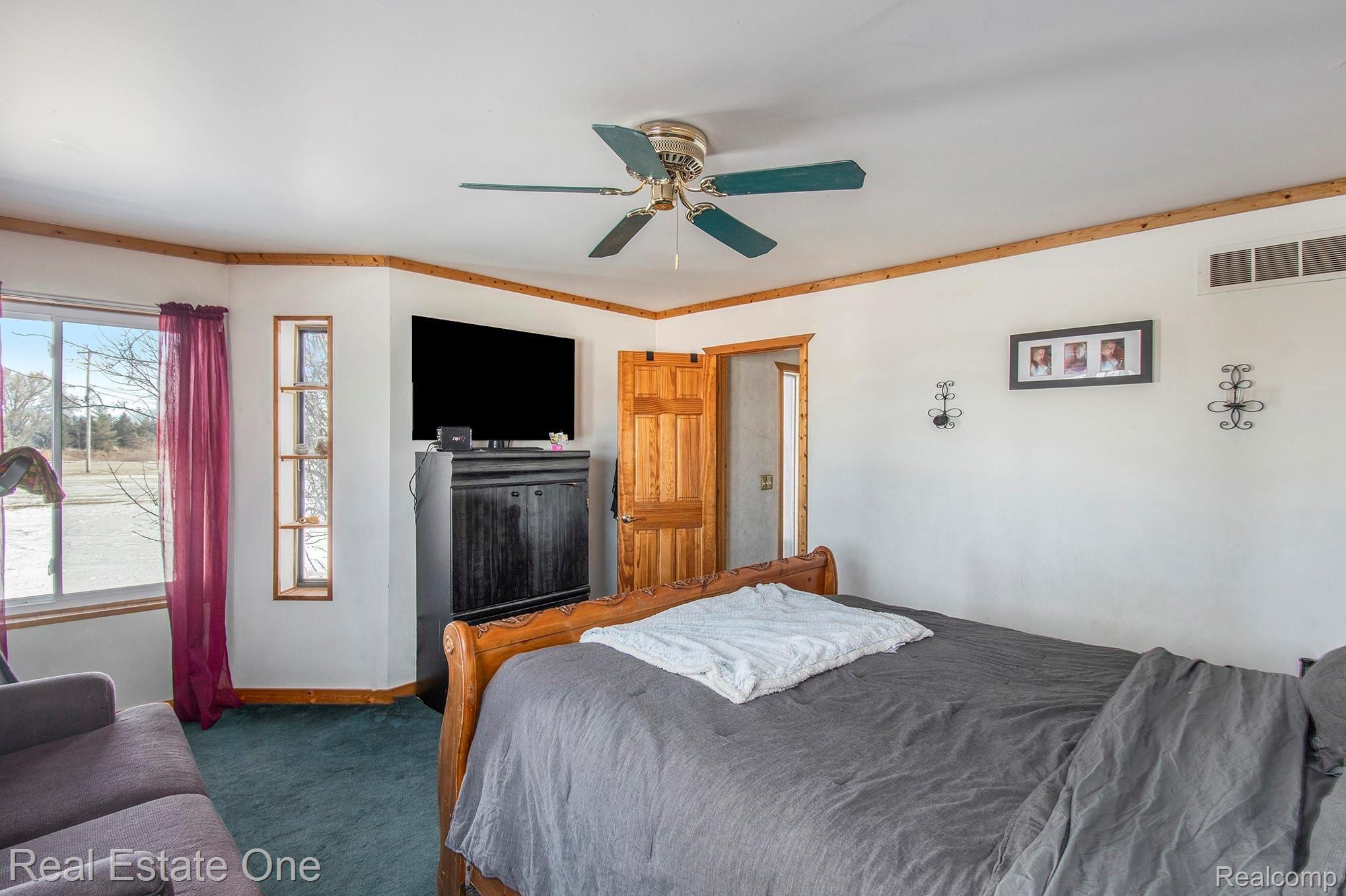 487 Miller Road Allenton, MI 48002 - Photo 19 of 38 220214 10.00am Arnold 487 Miller Road_21