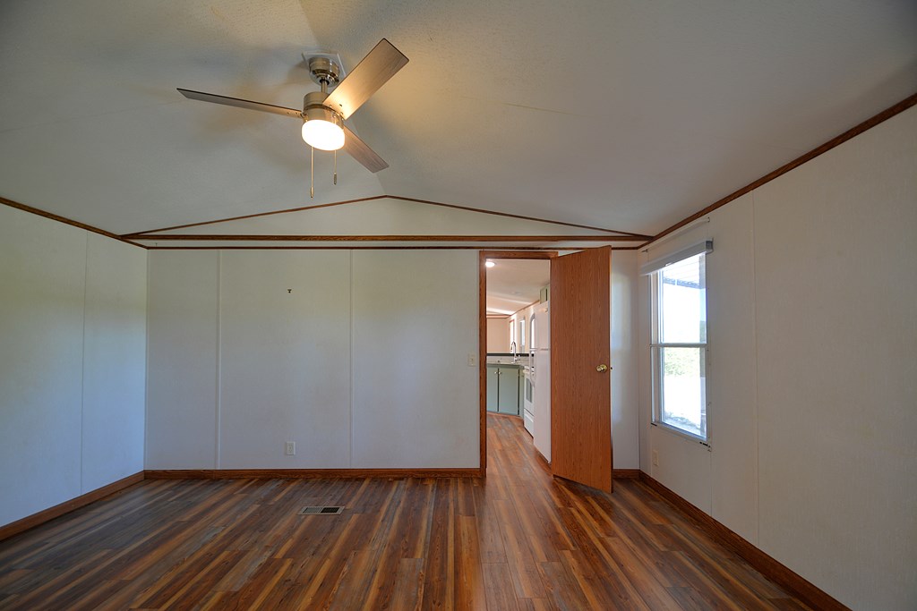 110 Garner Road Kerrville, TX 78028 - Photo 18 of 35 Gallery Image 18