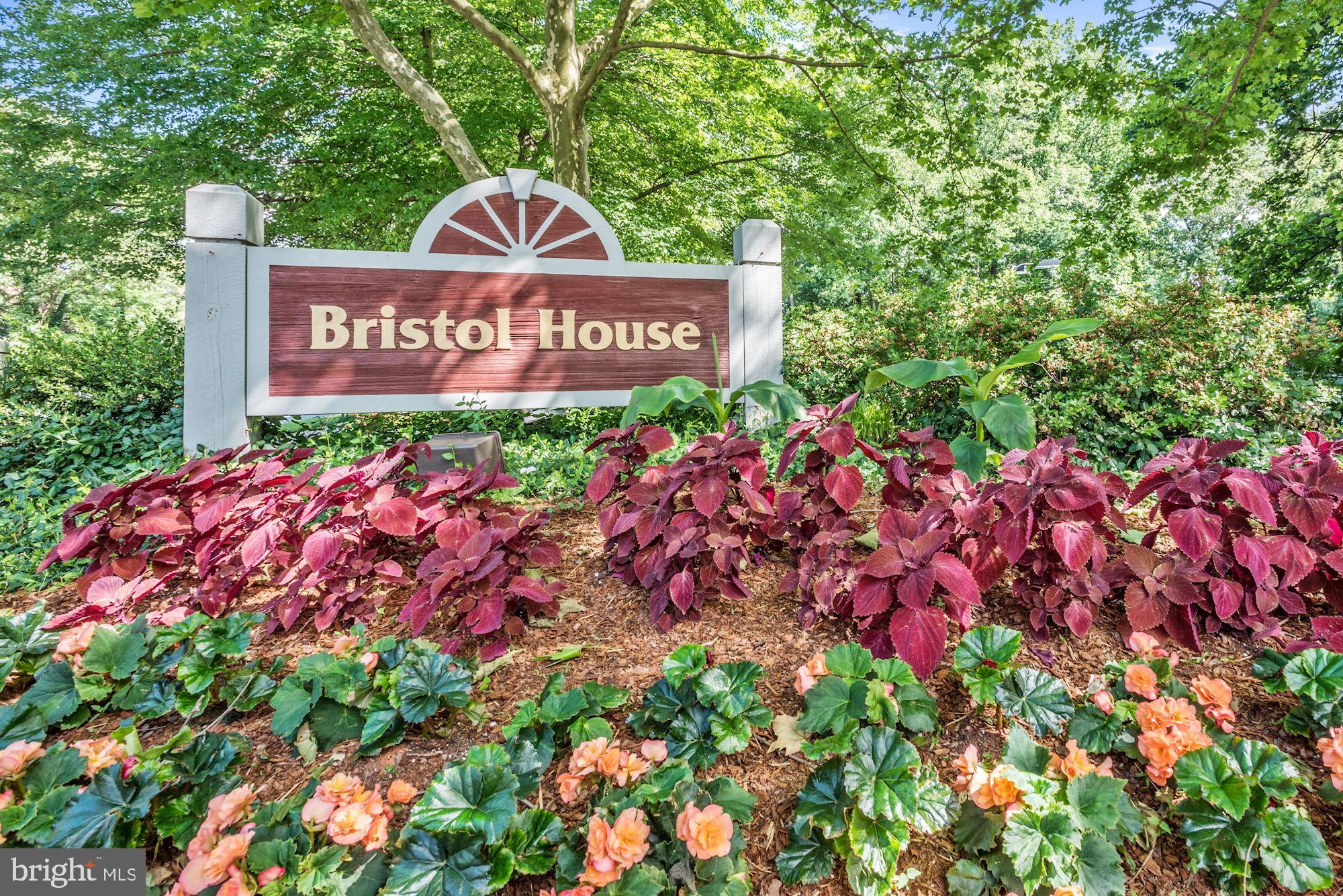 2229 Lovedale Lane, Unit 304B Reston, VA 20191 - Photo 1 of 24 Gallery Image 1