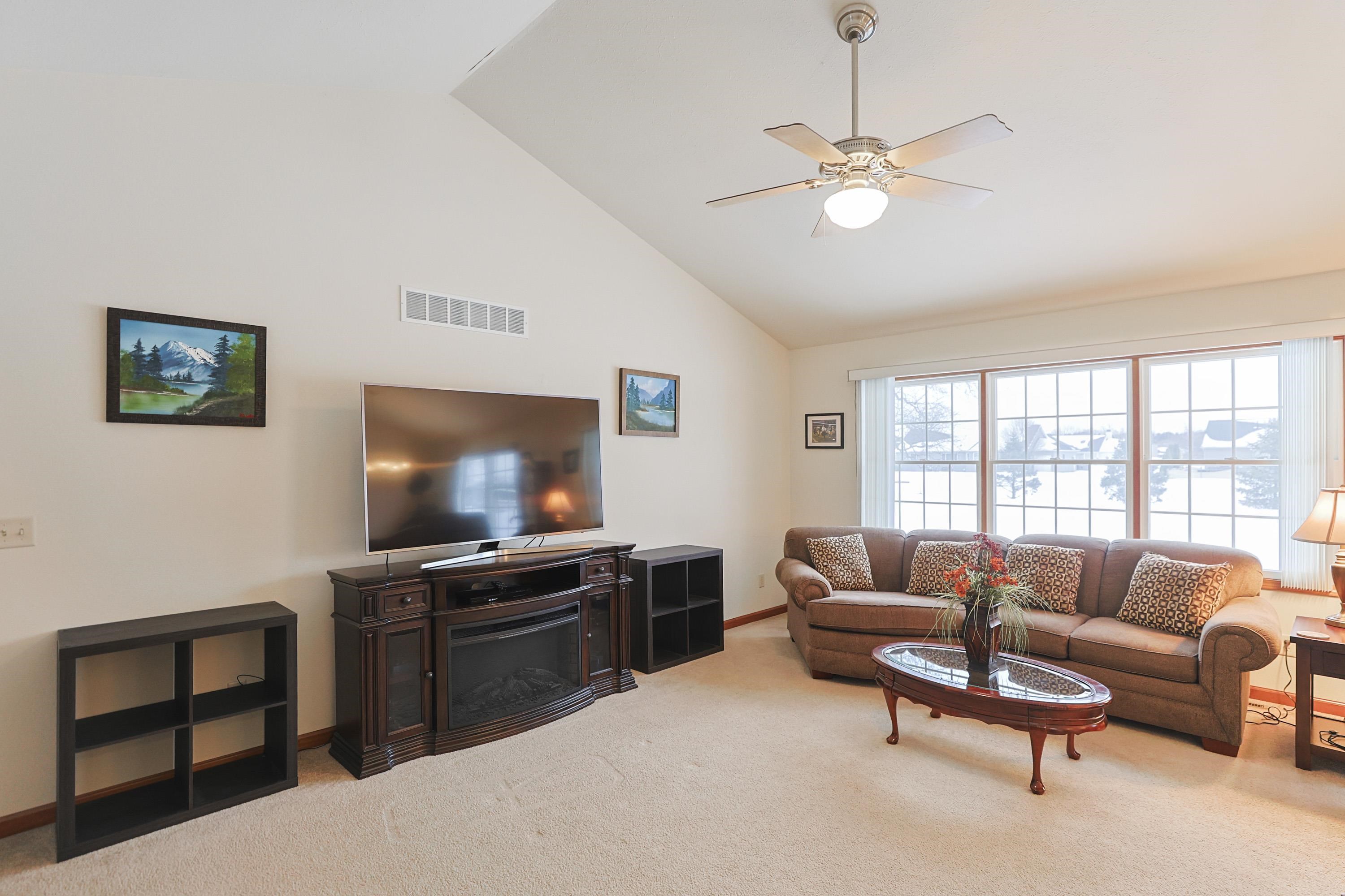 58124 Prairie Ridge Road Goshen, IN 46528 - Photo 3 of 36 Gallery Image 3